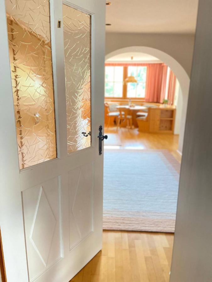 Zentrale Wohnung Gmunden Alte Baeckerei Buitenkant foto