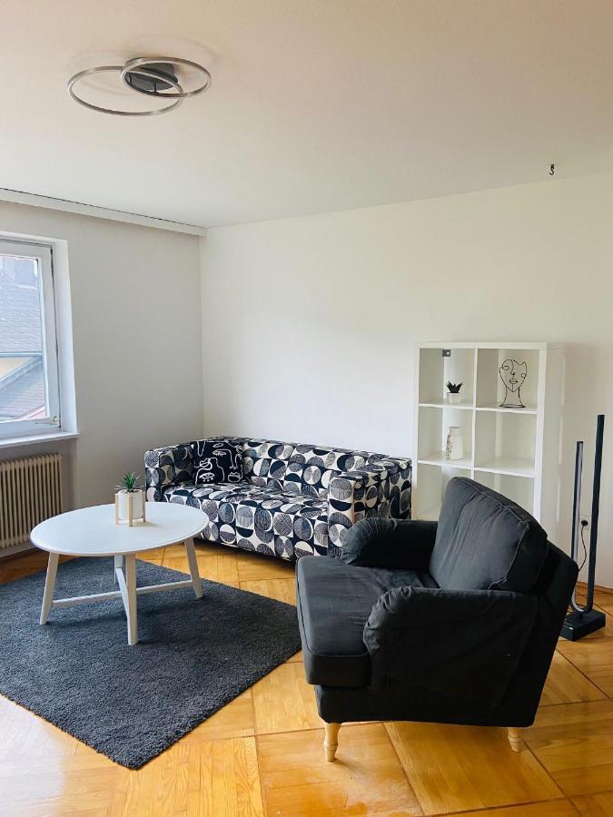 Zentrale Wohnung Gmunden Alte Baeckerei Buitenkant foto