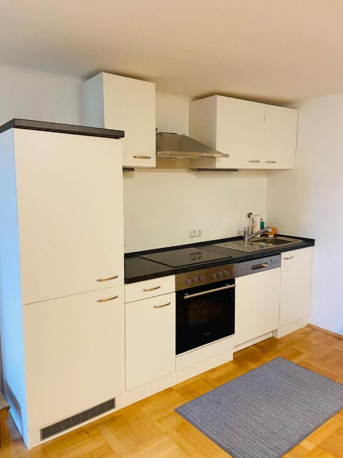 Zentrale Wohnung Gmunden Alte Baeckerei Buitenkant foto