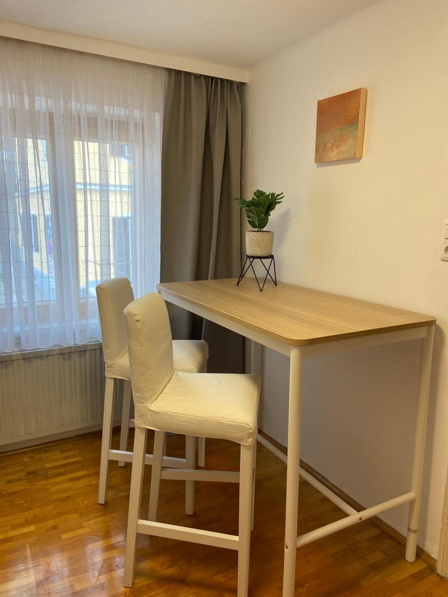 Zentrale Wohnung Gmunden Alte Baeckerei Buitenkant foto