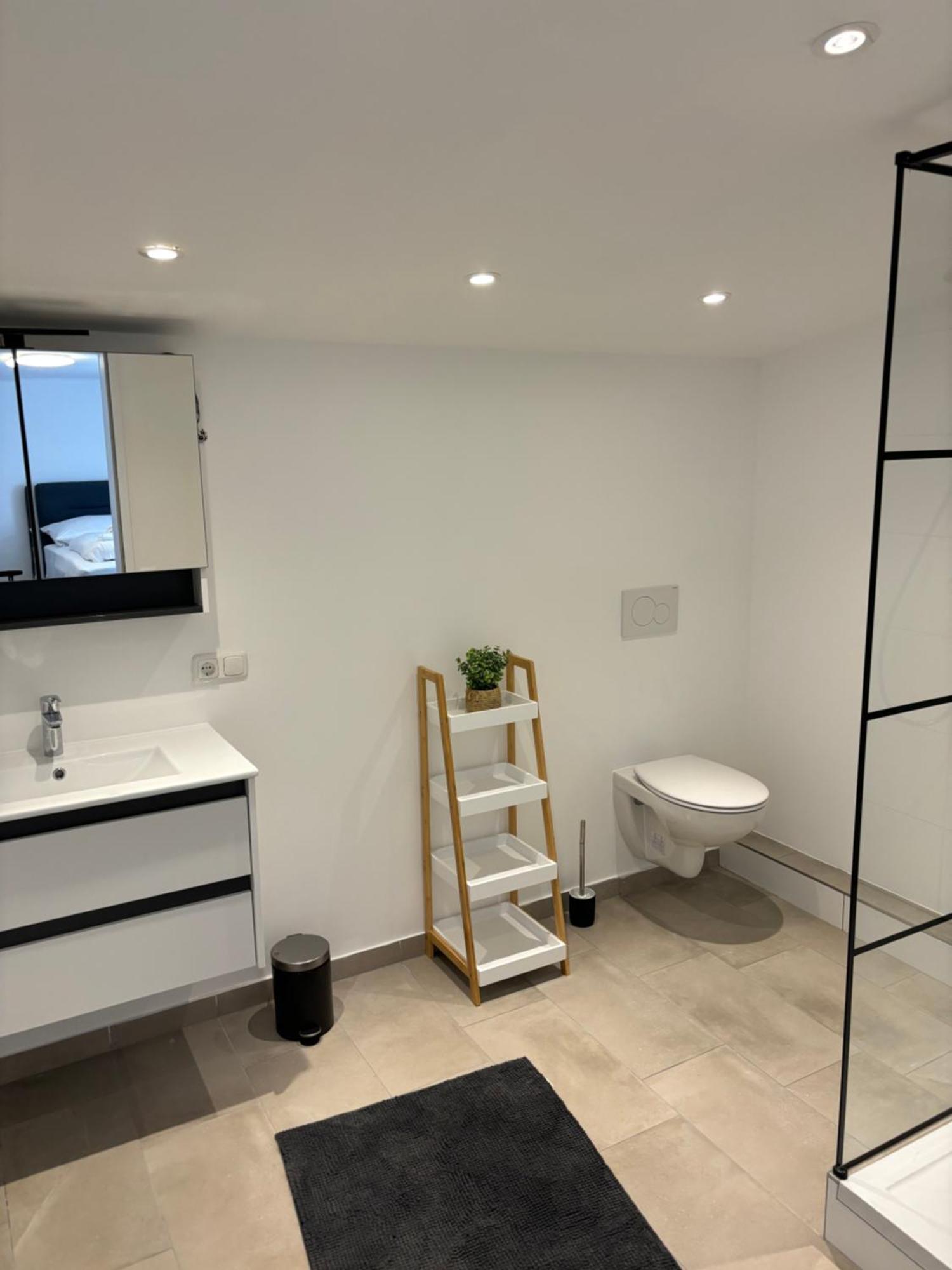 Zentrale Wohnung Gmunden Alte Baeckerei Buitenkant foto