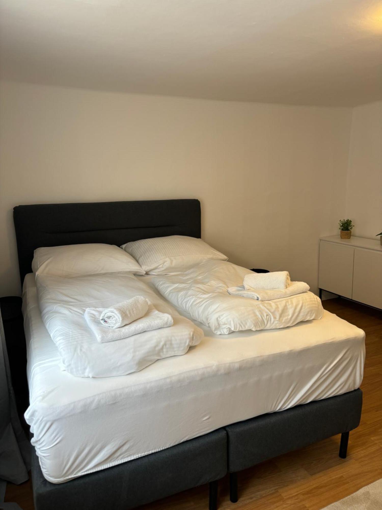 Zentrale Wohnung Gmunden Alte Baeckerei Buitenkant foto