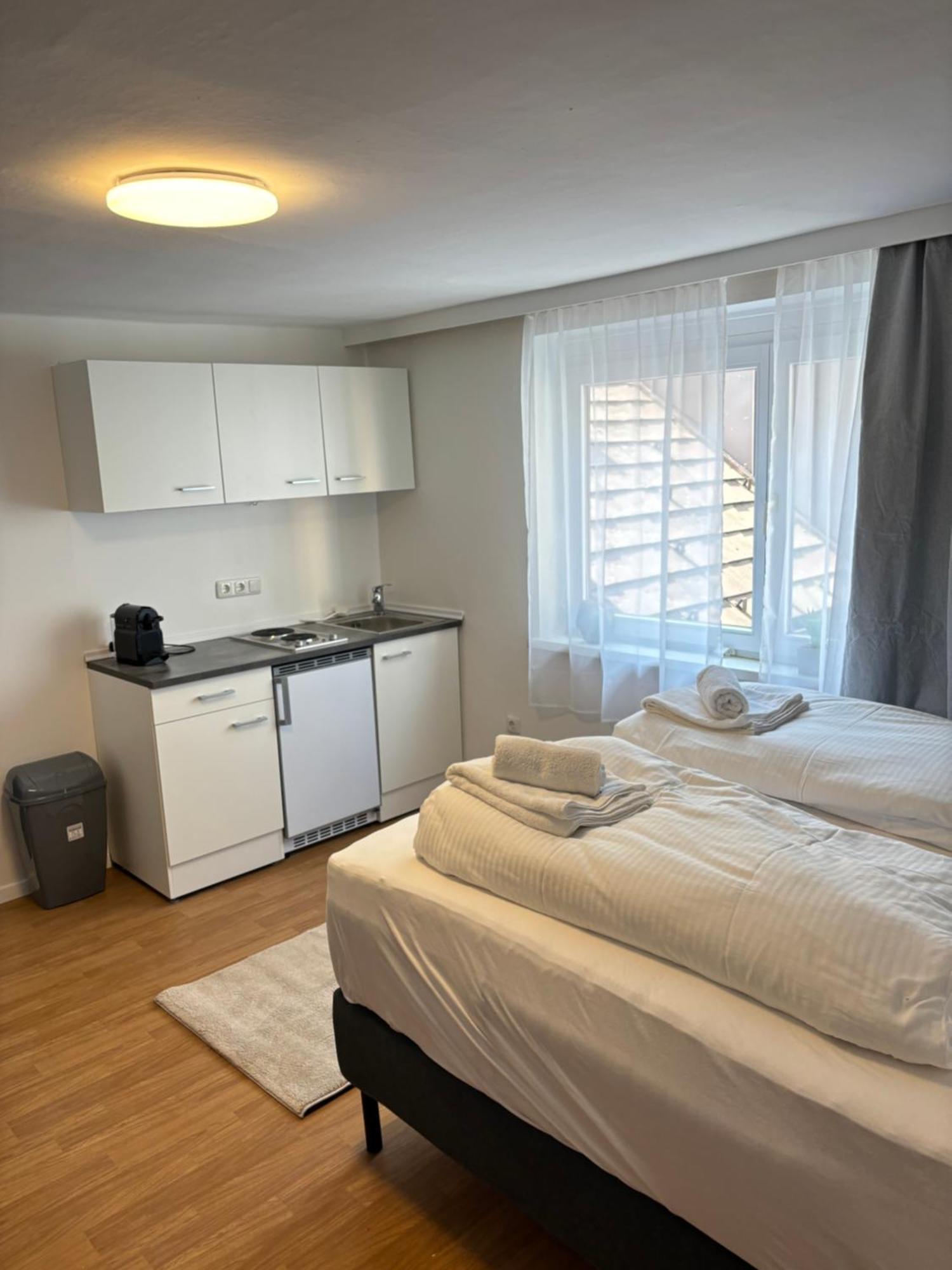 Zentrale Wohnung Gmunden Alte Baeckerei Buitenkant foto